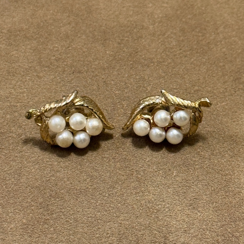 Gold Leaf Pearls Cluster Earrings - Women Jewelry